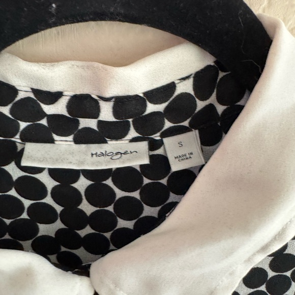 Halogen Sheer Button Down White shirt black Polkadot - Small - Picture 5 of 5